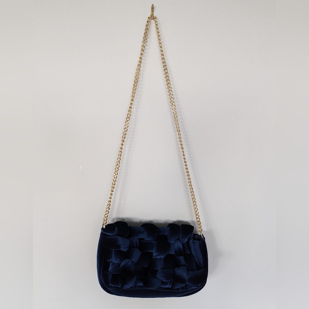 Elegant Navy Blue Chain Strap Bag